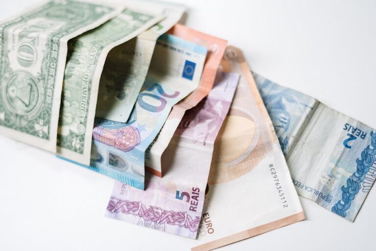 Navegando pelas Taxas de Câmbio: Dicas para Viajantes